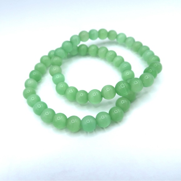 GREEN CATS EYE BRACELET - Picture 4 of 4